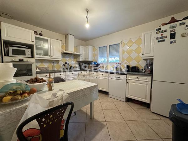 Maison Lormont - 4 Pieces - 3 Chambres - Sous sol Complet à aménager - Terrasse - Jardin