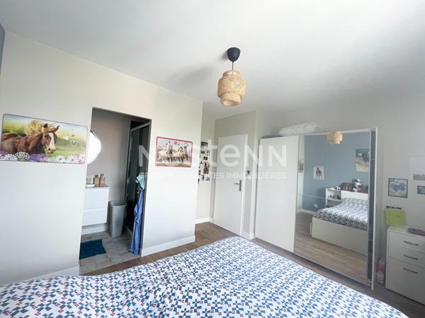 PESSAC- Stade Nautique - Maison Contemporaine 6 pièce(s) 146 m2 - 4ch - Piscine - Jardin - Garage