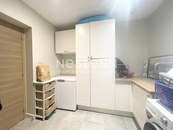 PESSAC- Stade Nautique - Maison Contemporaine 6 pièce(s) 146 m2 - 4ch - Piscine - Jardin - Garage