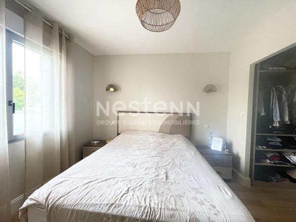 PESSAC- Stade Nautique - Maison Contemporaine 6 pièce(s) 146 m2 - 4ch - Piscine - Jardin - Garage