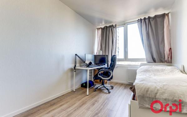 Appartement à vendre    5 pièces • 91,94 m2 Aubervilliers