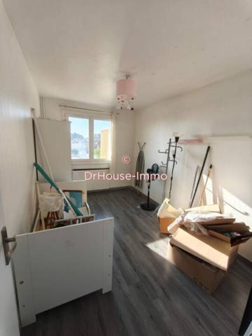 Appartement à louer 4 pièces de 76 m²