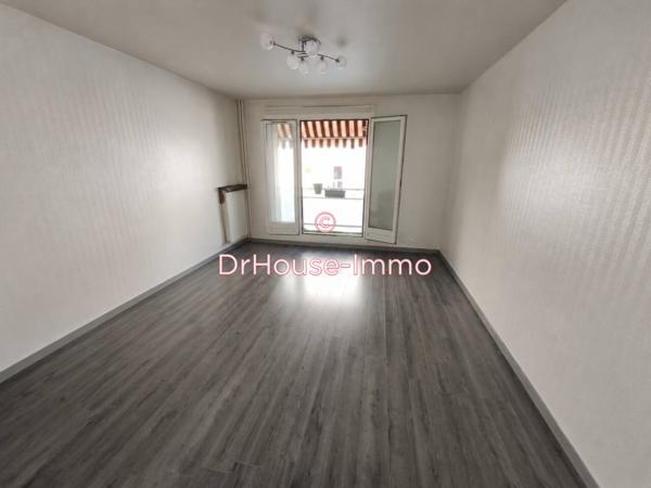 Appartement à louer 4 pièces de 76 m²