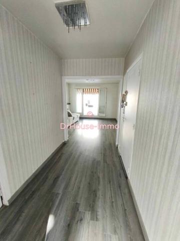 Appartement à louer 4 pièces de 76 m²