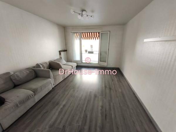 Appartement à louer 4 pièces de 76 m²