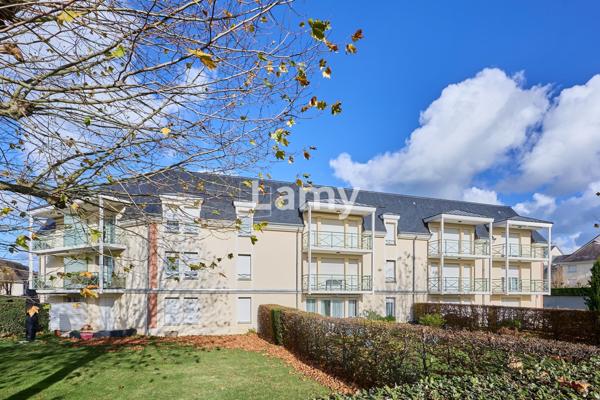 Appartement 2 pièces, balcon, parking