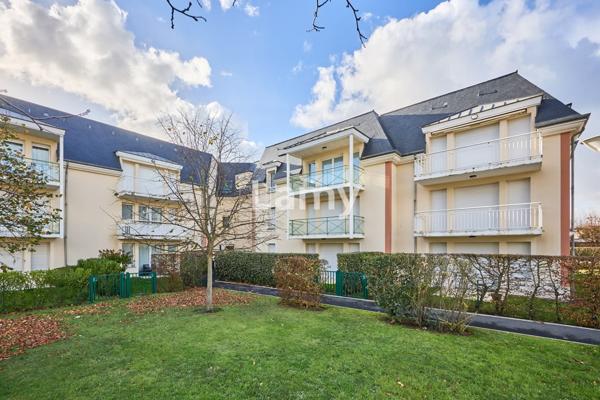 Appartement 2 pièces, balcon, parking