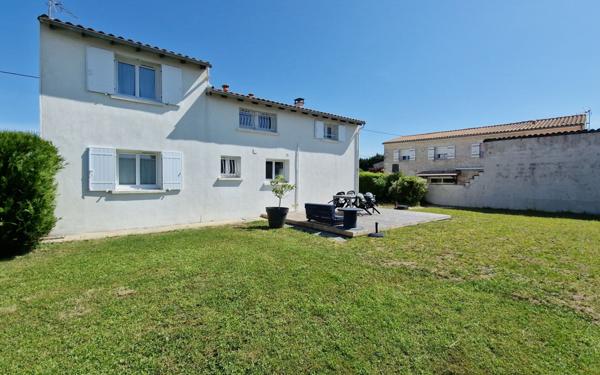 Maison à vendre    6 pièces •  Saujon