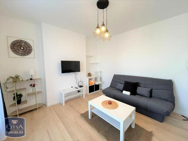 Appartement à louer 1 pièce 21.75m²