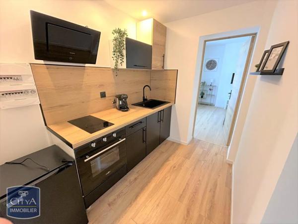 Appartement à louer 1 pièce 21.75m²