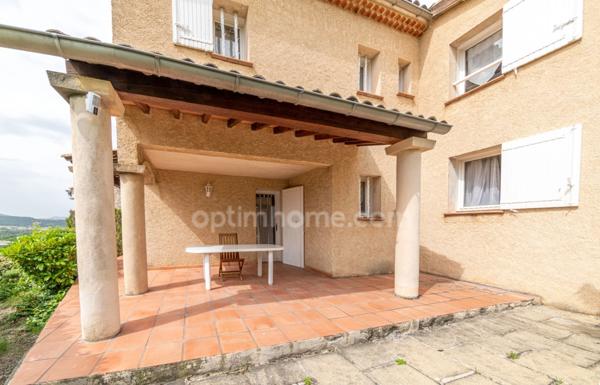 A VENDRE, Maison familiale de 178m² avec piscine, garages et vue splendide à Digne-les-Bains