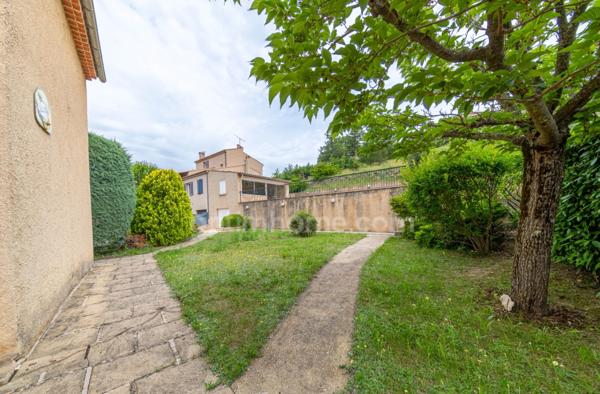 A VENDRE, Maison familiale de 178m² avec piscine, garages et vue splendide à Digne-les-Bains