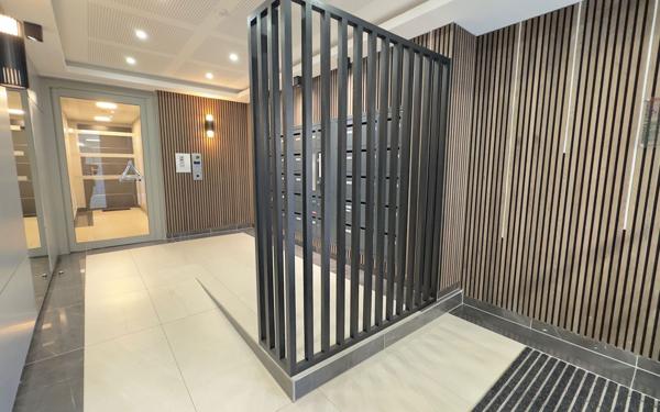 Appartement à vendre    3 pièces • 61,89 m2 Neuilly-Plaisance