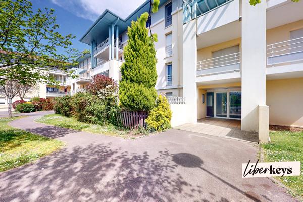 Grand T2 - balcon terrasse - double parking