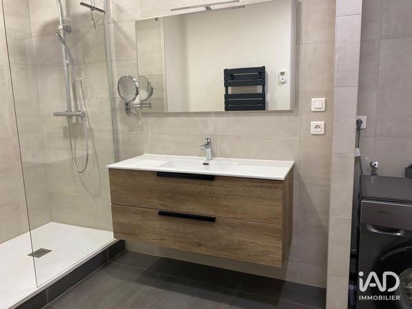 Location appartement 2 pièces 65 m² Chambéry