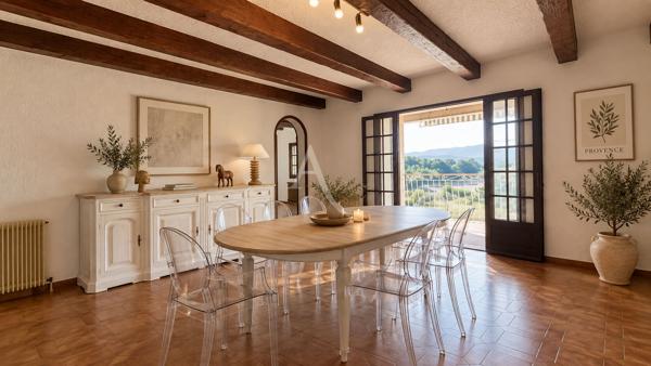 PROPRIETE FORCALQUIER VILLA DEPENDANCE PISCINE HANGAR JARDIN