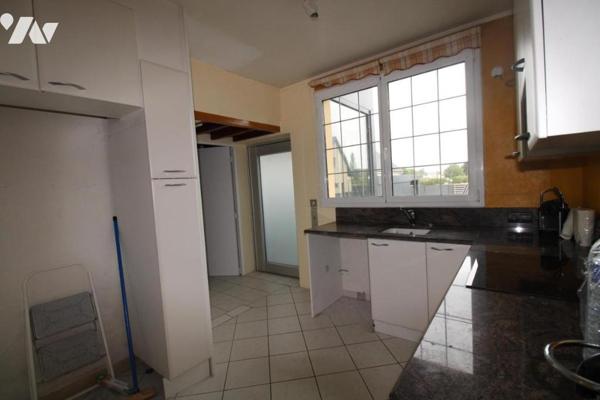 Criquebeuf maison 6 chambres + grand bureau independant