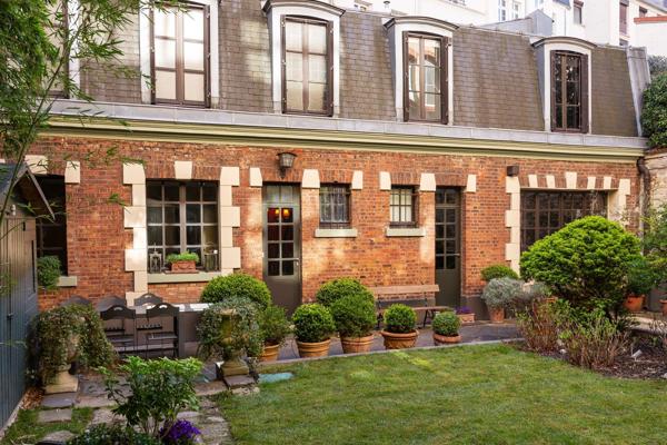 Vente Hôtel particulier Paris 16 7 Pièces 245 m²