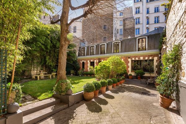 Vente Hôtel particulier Paris 16 7 Pièces 245 m²