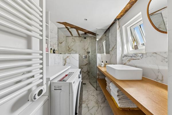 Vente Appartement de luxe Paris 18 2 Pièces 57 m²