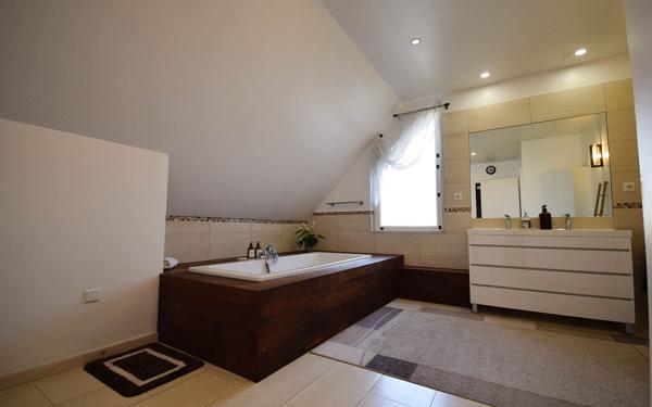 Maison à vendre    5 pièces • 177 m2 Volgelsheim