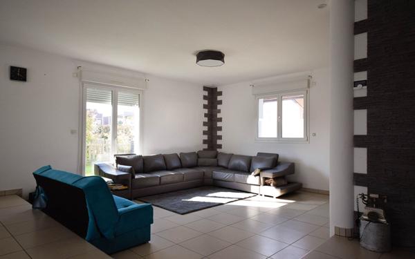 Maison à vendre    5 pièces • 177 m2 Volgelsheim