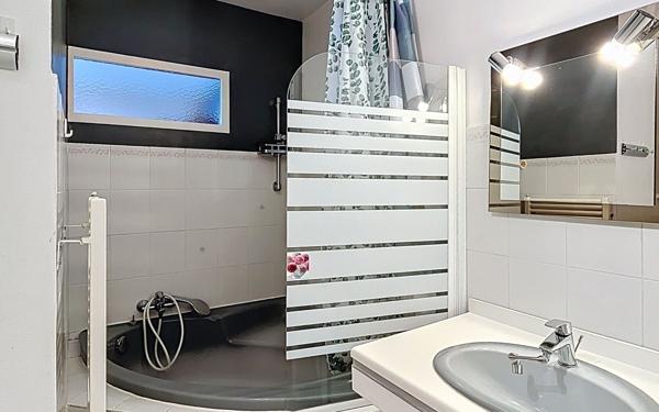 Appartement à vendre    3 pièces • 82,33 m2 Guilherand-Granges