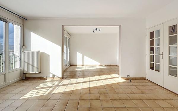 Appartement à vendre    3 pièces • 82,33 m2 Guilherand-Granges