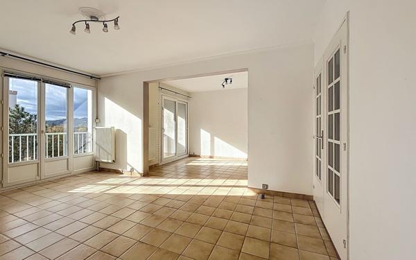 Appartement à vendre    3 pièces • 82,33 m2 Guilherand-Granges