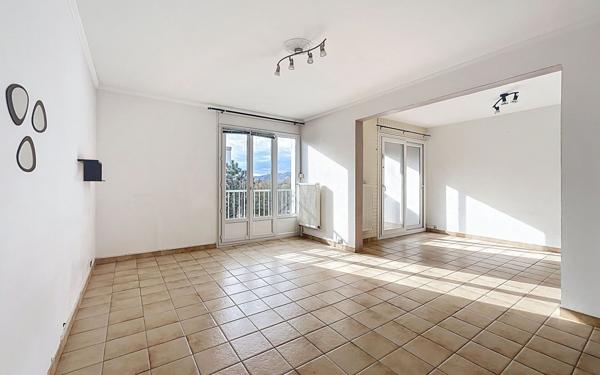 Appartement à vendre    3 pièces • 82,33 m2 Guilherand-Granges