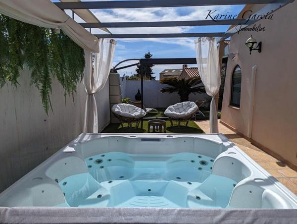 SANARY SUR MER - Les Genêts d'or - A 12 Minutes à pied de la plage de la Gorguette - Au calme absolu - Villa coup de coeur 5 pièces