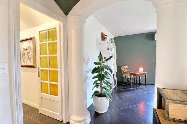 SANARY SUR MER - Les Genêts d'or - A 12 Minutes à pied de la plage de la Gorguette - Au calme absolu - Villa coup de coeur 5 pièces