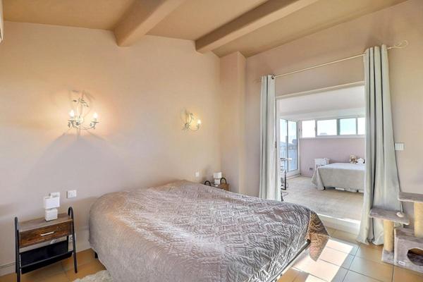 SANARY SUR MER - Les Genêts d'or - A 12 Minutes à pied de la plage de la Gorguette - Au calme absolu - Villa coup de coeur 5 pièces