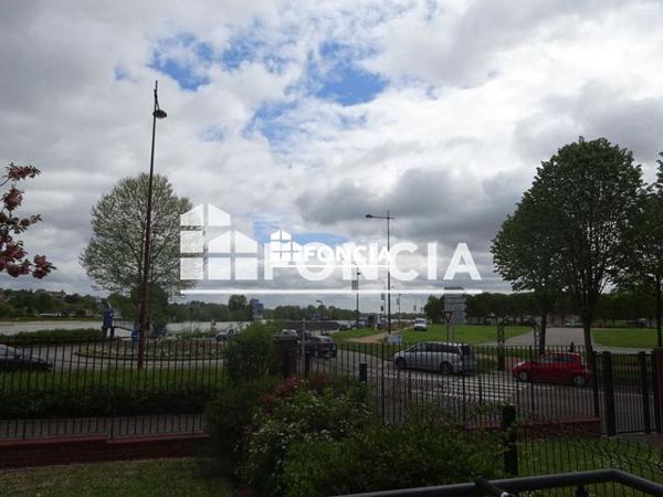 Location Studio 24.5 m² - UNIVERSELLE DROITS DE L'HOMME Elbeuf 76500