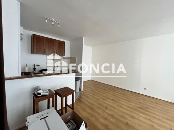 Location Appartement 2 pièces 44 m² - 8 RUE THOURET Rouen 76000