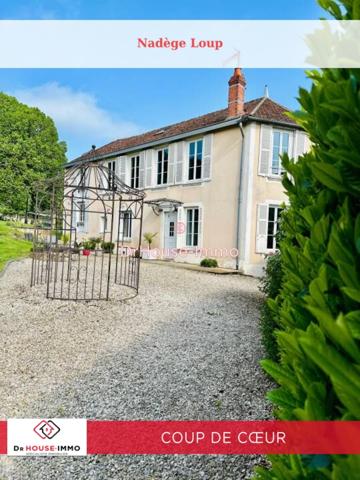 Maison à vendre 8 pièces de 228 m²