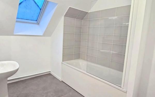 Maison à louer    5 pièces •  Cheux