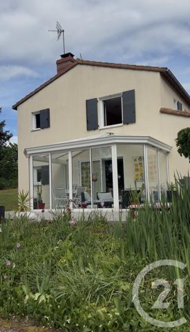 Maison à vendre  7 pièces - 132,96 m 2   PARTHENAY  - 79