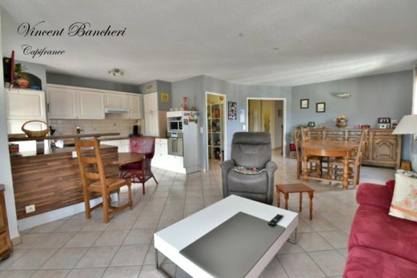 CRANVES-SALES – Appartement T4 traversant 96 m² – Vue exceptionnelle