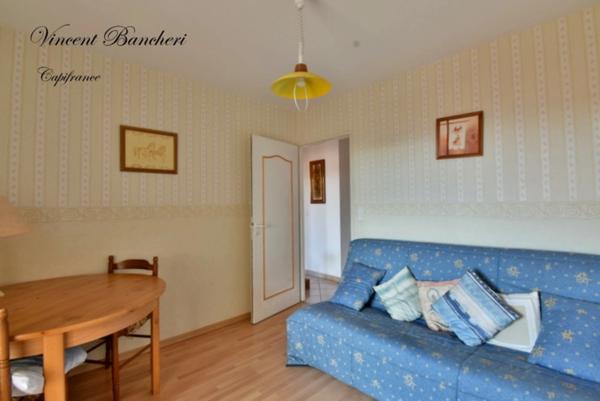 CRANVES-SALES – Appartement T4 traversant 96 m² – Vue exceptionnelle