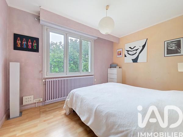 Maison à vendre 9 pièces 446 m² Besançon