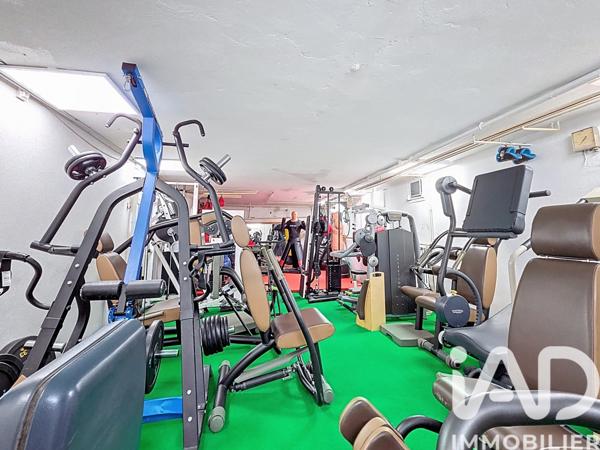 Maison à vendre 9 pièces 446 m² Besançon