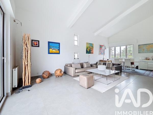 Maison à vendre 9 pièces 446 m² Besançon