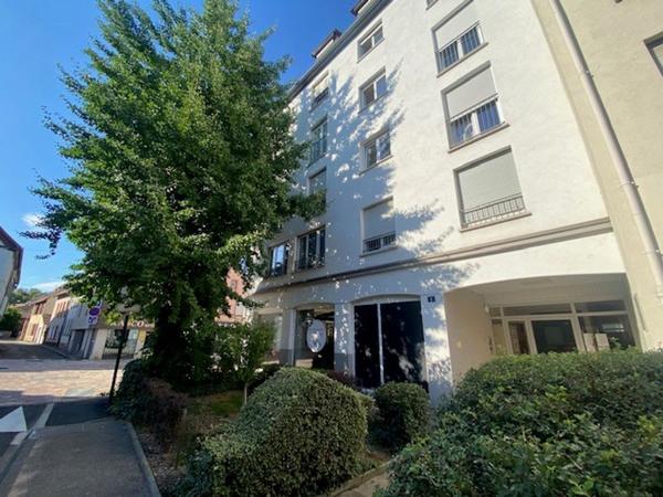 Appartement 3 pièces de 77m² au centre-ville