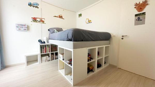 ANNEMASSE  Appartement  T4 en attique , 91 m2, terrasse 80 M2, vue panoramique , 799000 euros