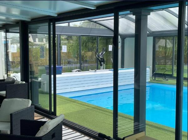 ENSEMBLE IMMOBILIER D'EXCEPTION À ÉTEL ? RÉSIDENCE PRINCIPALE & GÎTES ? PISCINE ? DPE B