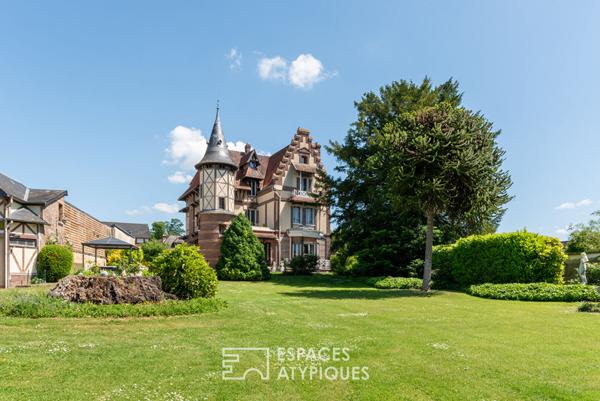 Villa Belle Epoque, dépendances et parc paysager en coeur de village