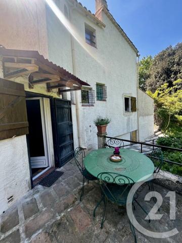 Maison à vendre  5 pièces - 128 m 2   CHATEAUNEUF GRASSE  - 06
