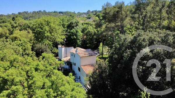 Maison à vendre  5 pièces - 128 m 2   CHATEAUNEUF GRASSE  - 06