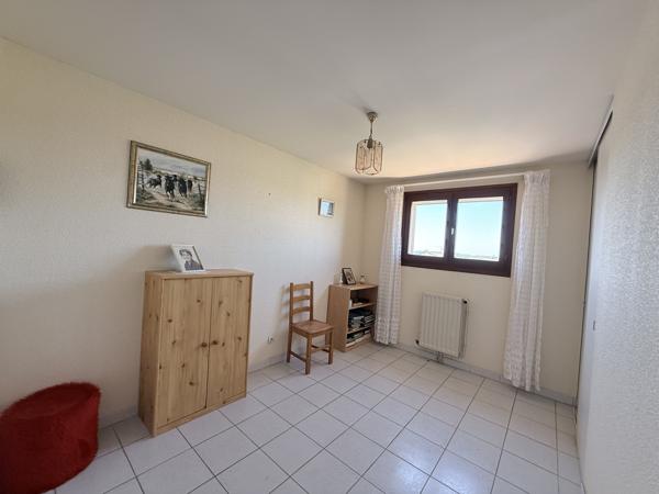 Juvignac, villa avec terrasse sur grande parcelle
